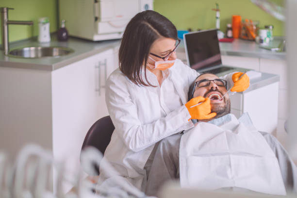 Best Weekend Emergency Dentist in Upper Grand Lagoon, FL